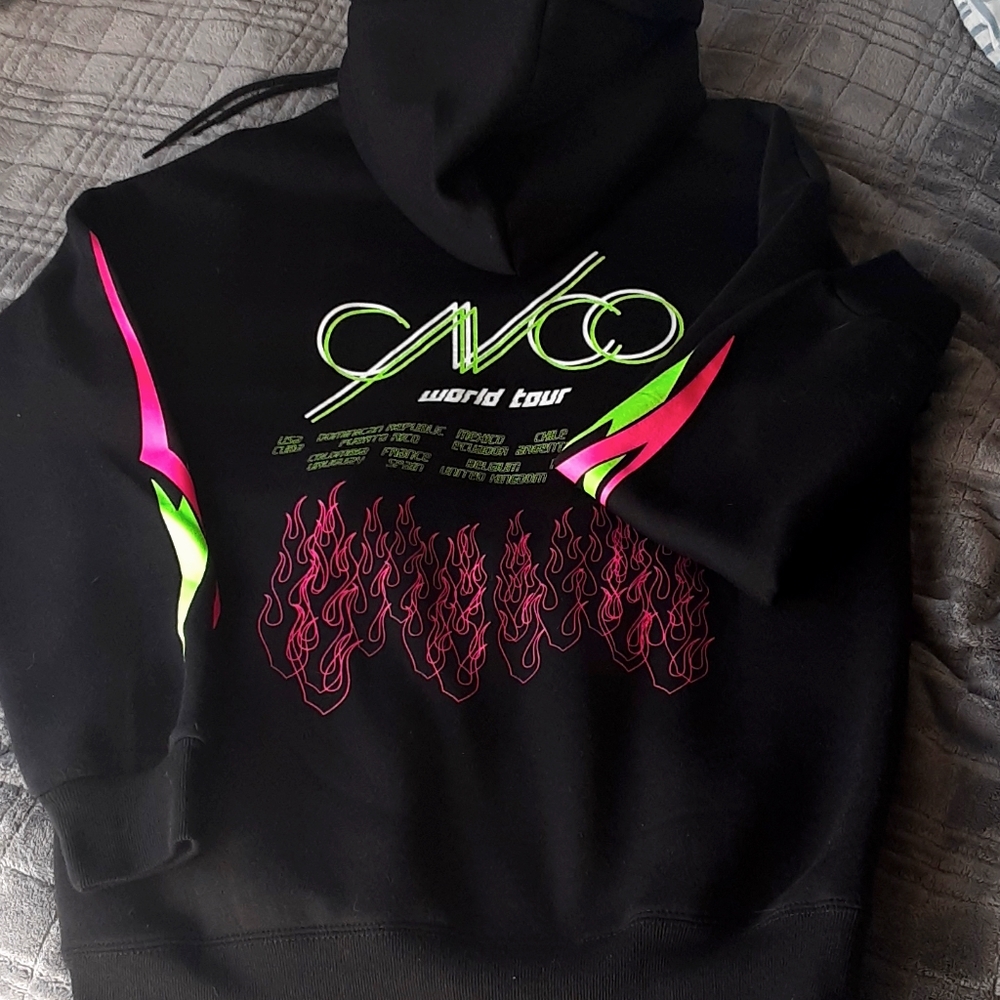 CNCO X Forever 21 WORLD TOUR HOODIE